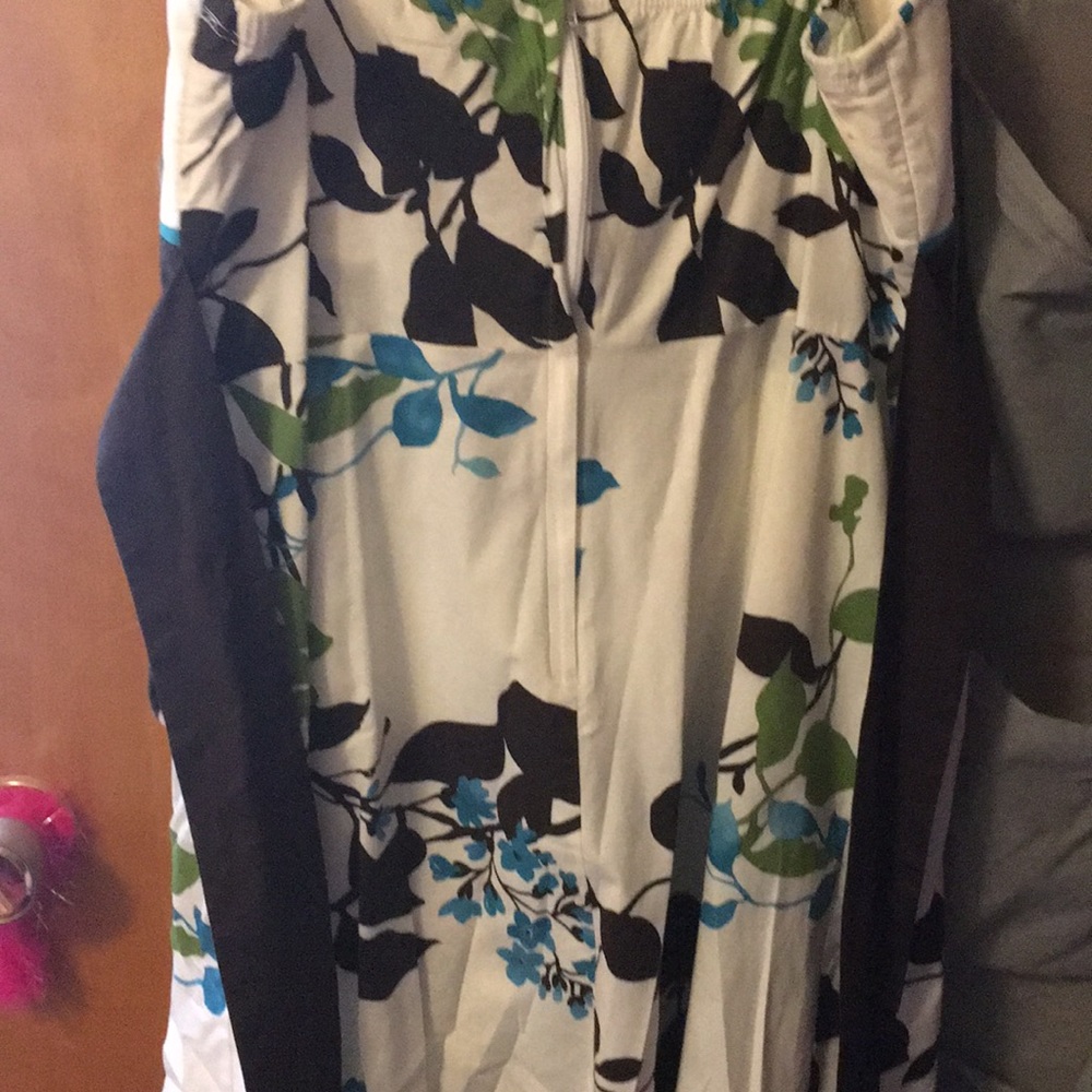 Spring Dress - Picture 4 of 5